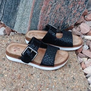 Clarks black leopard print 2 buckle strap flatform slide sandals women's 7